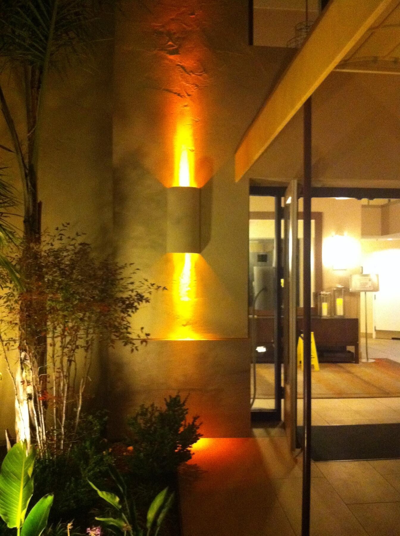 Sandcastle Inn yellow accent lighting
